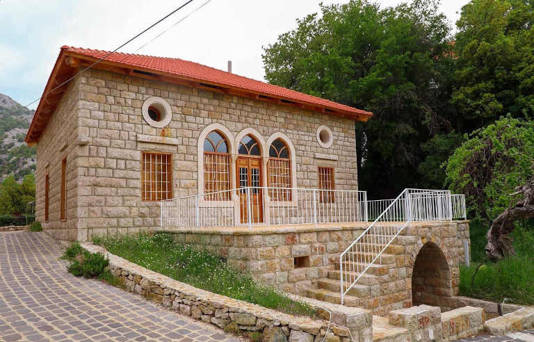 Lebanon House